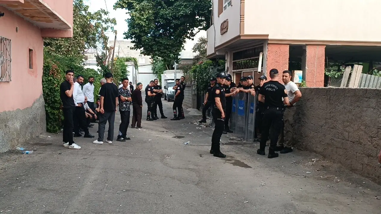 Batman'da Kanlı Olay: Anne Cinayeti ve Şüpheli Gelişmeler