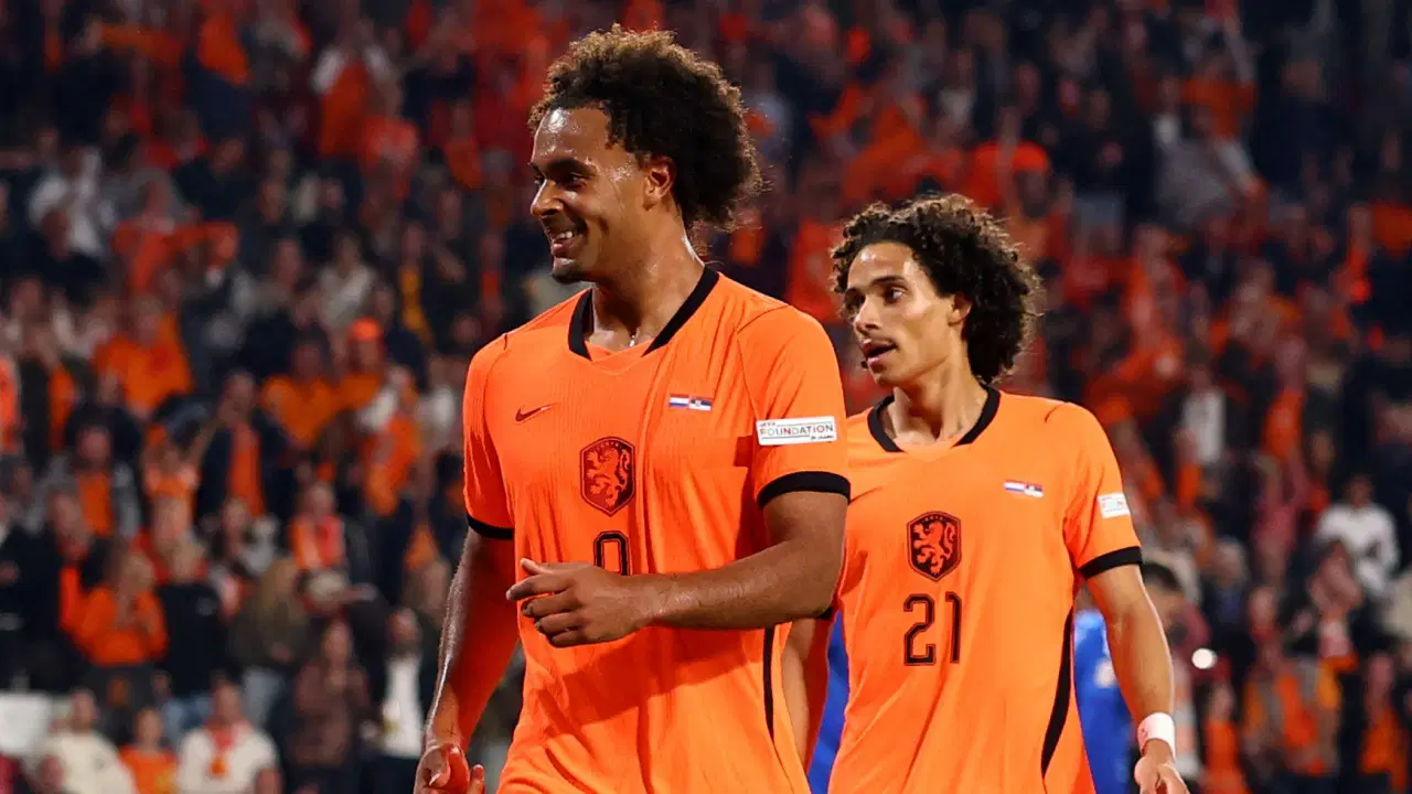 Hollanda, Ev Sahasında Sırbistan'ı Çekti!