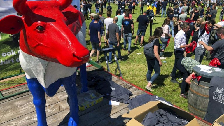 AB, Hollandalı hayvancılık çiftçilerine nitrojen emisyonlarıyla mücadele konusunda desteği onayladı