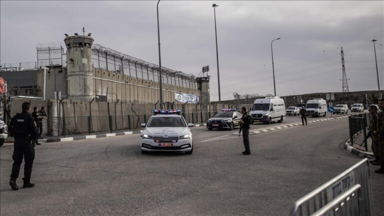 Ramazan Partisi sırasında İsrail hapishanelerinde 9 bin 500 Filistinli mahkum var