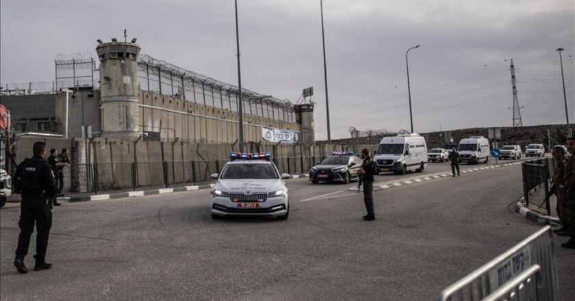 Ramazan Partisi sırasında İsrail hapishanelerinde 9 bin 500 Filistinli mahkum var