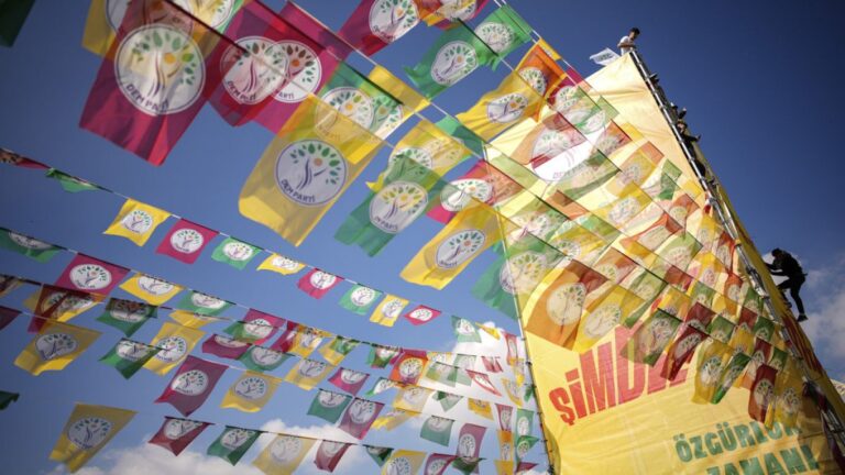 Dem Aysega Dogan Partisi sözcüsü: “Türkiye’nin yeni bir anayasaya ihtiyacı var”