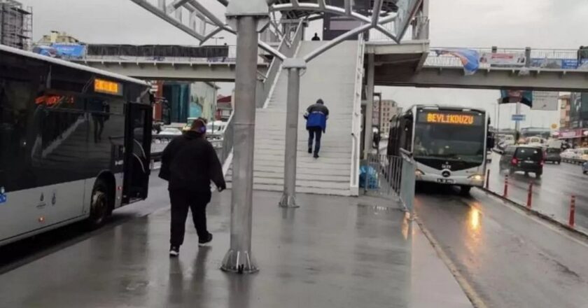 İstanbul’da çarpıştı: yaralandı