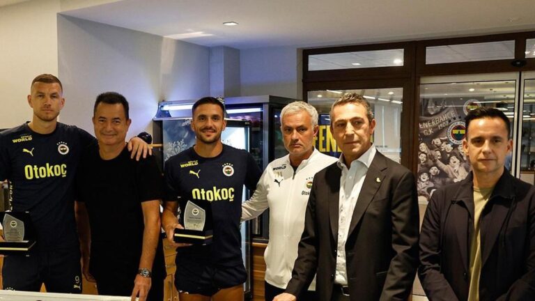 Son Dakika Spor Haberleri | Ali Koç, Edin Dzeko ve Dusan Tadice plakası verdi