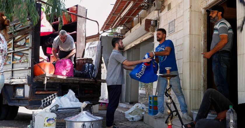 Kuzeyde Ordu Baskı -Şamın Kullanımı: Alevi’nin aileleri evlerini terk ediyor