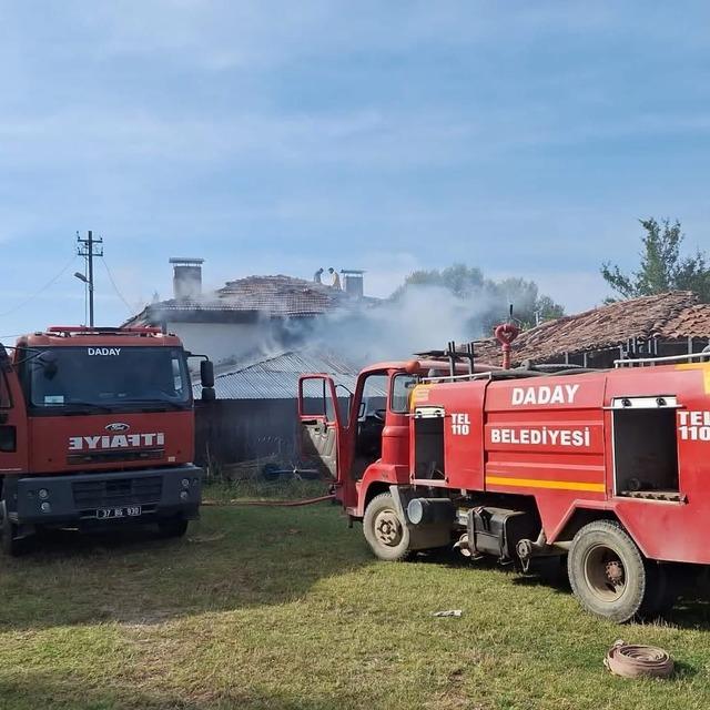Pavyondaki ateşin evi, insanın küllerini çeviriyordu 2