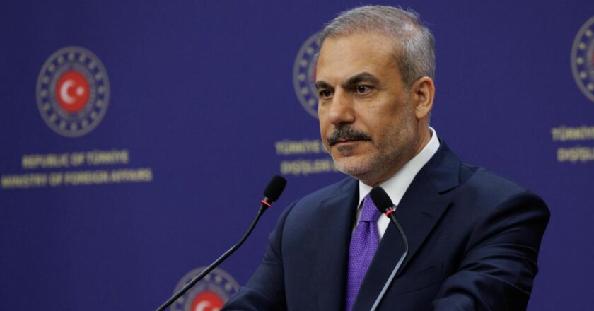 Bakan Fidan Türkevi ile konuşuyor