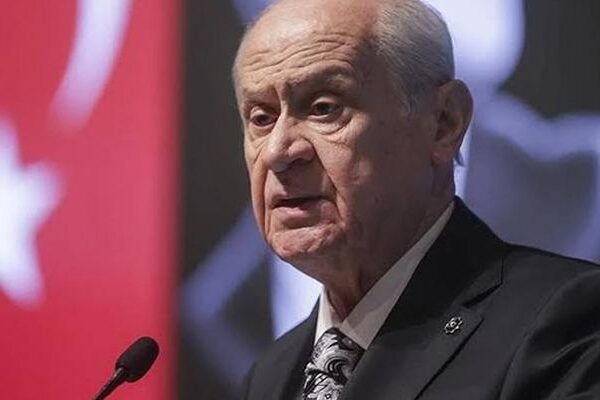 Terör örgütü PKK’nın çekilme kararı sonrası Bahçeli’den ilk açıklama!