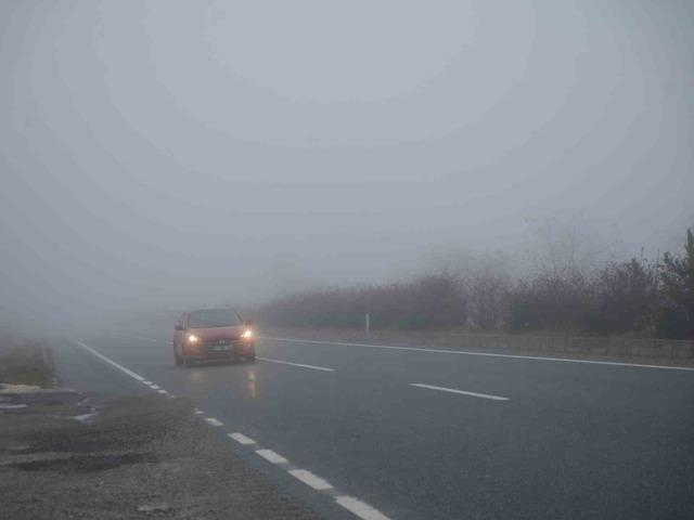 Sis etkili oldu, görüş mesafesi 50 metreye düştü 6