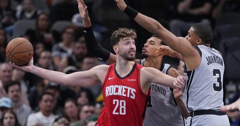 Alperen Şengün’ün performansı Rockets’ı kurtaramadı: Spurs seriyi kapattı