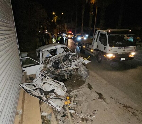 Çocuk sürücü kazada ağır yaralandı, arkadaşı hayatını kaybetti